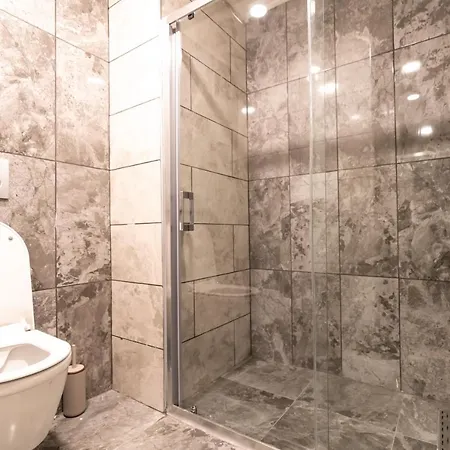 Modern & Fancy 2-bedroom Apt With Nespresso Appartamento *